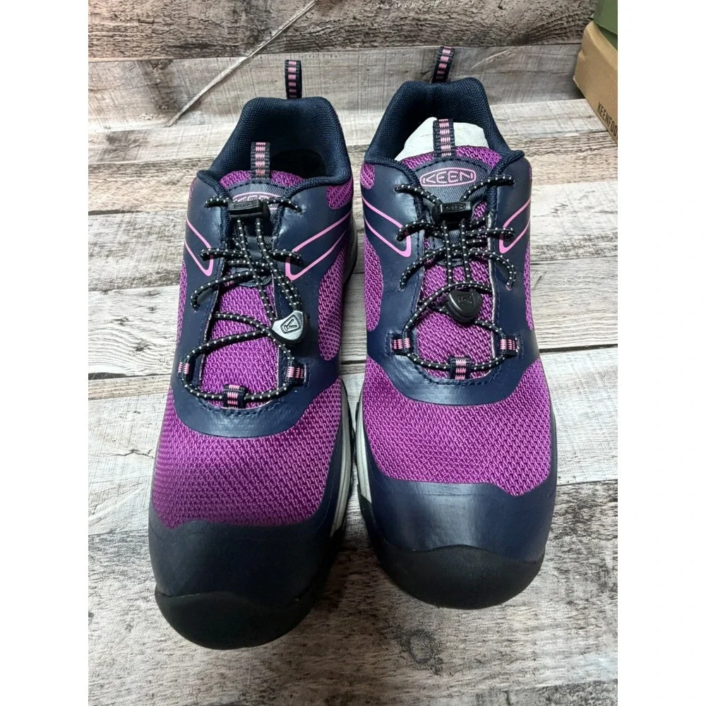 New Keen Children Wanduro Low Height Waterproof Boots Size 5